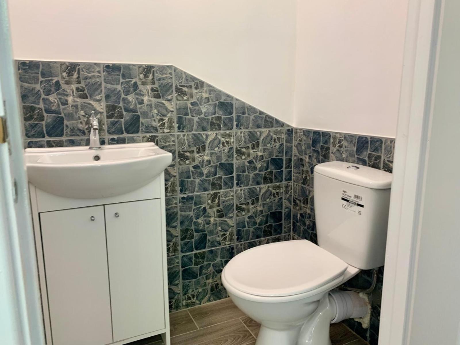 M4M Rooms- Ng7 6Pd Room 1 Nottingham Ngoại thất bức ảnh